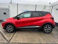 Used Renault Captur Signature 110 HP (80 kW) 2018 Red/black SUV