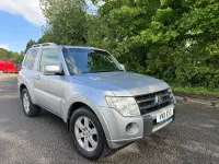 Used Mitsubishi Shogun 197 HP (144 kW) 2011 Silver SUV