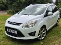 Used Ford Grand C-Max Titanium 2011 White MPV
