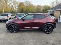 Used Nissan Juke N-Connecta 114 HP (83 kW) 2023 Red SUV