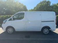 Used Ford Transit Custom Limited 130 HP (95 kW) 2021 White Van