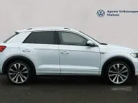 Usado VW T-Roc R-line 150 CV (110 kW) 2022 Plateado SUV