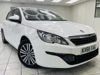 Used Peugeot 308 Access 110 HP (80 kW) 2017 White Hatchback