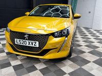 Used Peugeot e-208 Allure 100 kW (136 HP) 2020 Yellow Hatchback