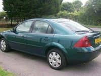 Używany Ford Mondeo 2002 Hatchback