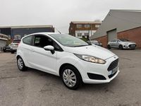 Used Ford Fiesta Style 82 HP (60 kW) 2013 White Hatchback