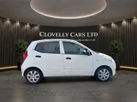 Used Hyundai i10 Classic 85 HP (62 kW) 2013 White Hatchback