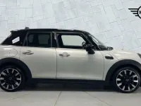 Used Mini Cooper Exclusive 134 HP (98 kW) 2022 Silver Hatchback
