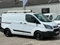 Used Ford Transit Custom 105 HP (77 kW) 2017 White Van