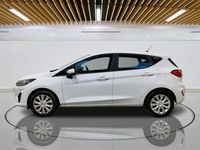 Używany Ford Fiesta Trend 100 KM (73 kW) 2022 Biały Hatchback