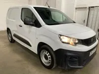 Used Peugeot Partner Premium 131 HP (96 kW) 2023 White MPV