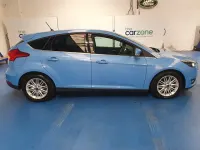 Used Ford Focus Zetec 125 HP (91 kW) 2017 Blue Hatchback