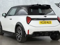Used Mini Cooper S Hatch 201 HP (147 kW) 2025 White Hatchback