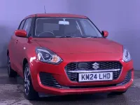 Usado Suzuki Swift SZ-L 83 CV (61 kW) 2024 Rojo Utilitario