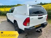 Second-hand Toyota HiLux 150 CP (110 kW) 2022 Alb Pickup