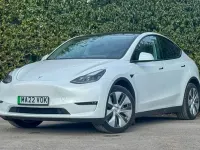 Używany Tesla Model Y Long Range AWD 286 kW (389 KM) 2025 SUV