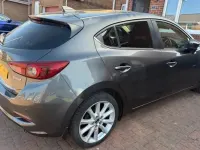 Used Mazda 3 Inclusive 120 HP (88 kW) 2016 Grey Hatchback