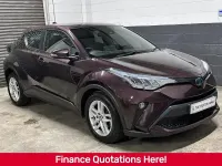 Usado Toyota C-HR 122 CV (89 kW) 2022 Púrpura SUV