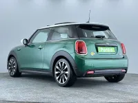 Usado Mini Cooper S Hatch 135 kW (184 CV) 2022 Verde Utilitario