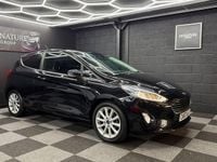Usado Ford Fiesta Titanium 100 CV (73 kW) 2018 Negro Utilitario