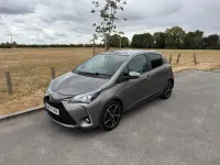 Used Toyota Yaris Design 111 HP (81 kW) 2017 Bronze Hatchback