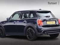 Używany Mini Cooper Exclusive 134 KM (98 kW) 2024 Czarny Hatchback