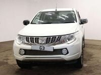Used Mitsubishi L200 178 HP (130 kW) 2015 White Pickup