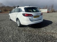 Begagnad Vauxhall Astra 110 HK (80 kW) 2018 Vit Kombi