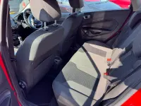 Usado Ford Fiesta Zetec 2013 Vermelho Citadino