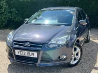 Used Ford Focus Zetec 125 HP (91 kW) 2012 Grey Hatchback