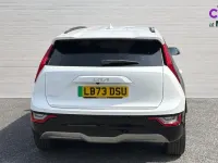 Usado Kia e-Niro 150 kW (204 HP) 2023 Branco SUV