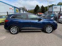 Gebraucht Renault Kadjar Dynamique 130 PS (95 kW) 2016 Blau SUV