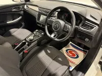 Used MG MG5 EV Excite 114 kW (156 HP) 2022 White Estate