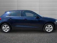 Begagnad Audi A1 Design 110 HK (80 kW) 2021 Blå SUV