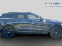 Used Jaguar F-Pace R-Dynamic 247 HP (181 kW) 2022 Blue SUV