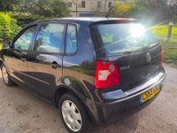 Usado VW Polo 75 HP (55 kW) 2003 Preto Citadino