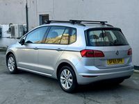 Used VW Golf Sportsvan SE 110 HP (80 kW) 2015 Silver MPV