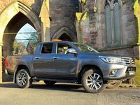 used Toyota HiLux 2.4 D 4D Invincible