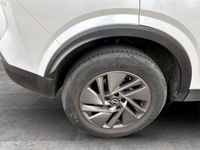 Used Nissan Qashqai Acenta Premium 2023 White SUV