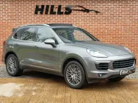 Usado Porsche Cayenne 262 HP (192 kW) 2016 Cinzento SUV