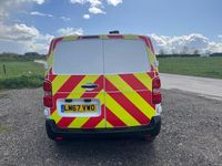 Second-hand Peugeot Expert 120 CP (88 kW) 2017 Alb Van