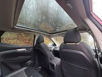 Used Nissan Qashqai N-Connecta 2018 Red SUV