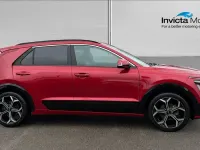 Used Kia Niro 139 HP (102 kW) 2023 Red SUV