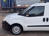 Used Vauxhall Combo drive 95 HP (69 kW) 2018 White Van