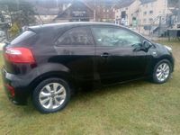 Używany Kia Rio 84 KM (61 kW) 2016 Czarny Hatchback