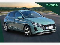 Used Hyundai i20 Premium 100 HP (73 kW) 2023 Green Hatchback