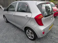 Used Kia Picanto 68 HP (50 kW) 2013 Silver Hatchback