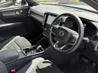 Used Volvo XC40 Plus 194 HP (142 kW) 2023 Silver SUV
