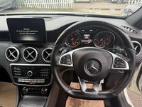 Used Mercedes A200 Executive 136 HP (100 kW) 2016 White Hatchback