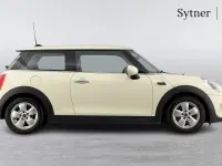 Used Mini ONE Hatch 101 HP (74 kW) 2016 White Hatchback